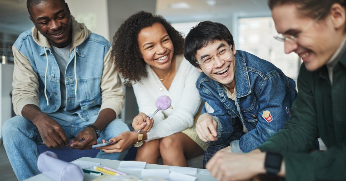セミリタイア オフ会で交流する人々