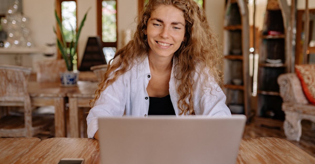 フリーランスで働く様子